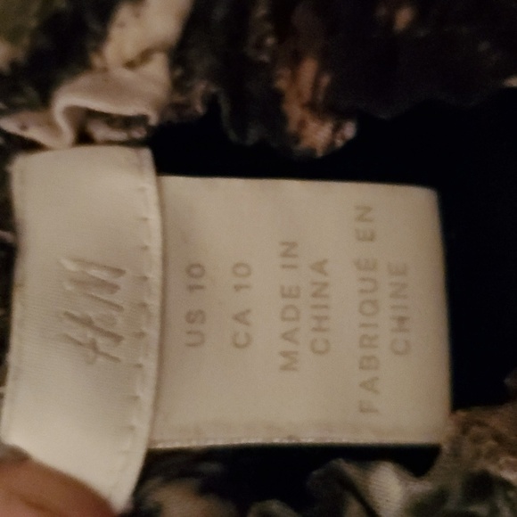 H & M Animal Print Mock Neck Dress Size 10 - Picture 4 of 4